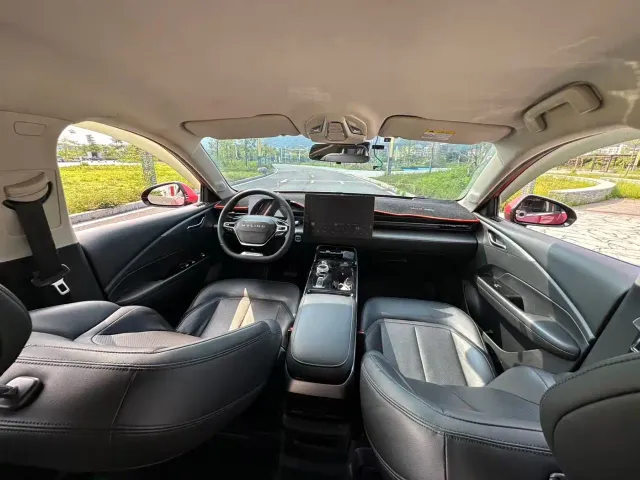 Wuling Starlight — Фото автомобиля 25