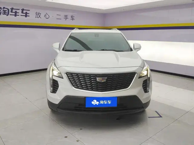 Cadillac XT4 — Фото автомобиля 2