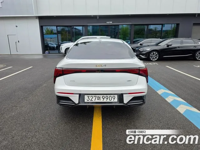 Kia K5 Generation 3 — Фото автомобиля 3