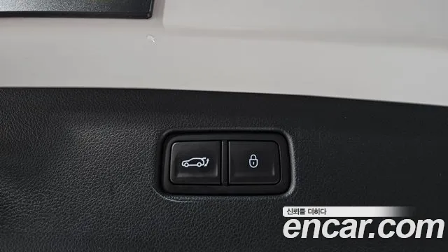 Genesis GV70 2.5T Бензин AWD — Фото автомобиля 16