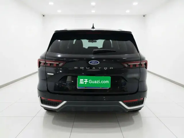 Ford Lingrui 2022 EcoBoost 170 Platinum — Фото автомобиля 3
