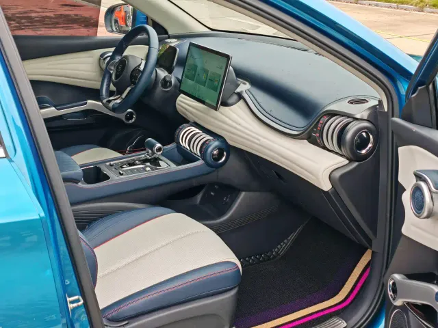 BYD Yuan PLUS — Фото автомобиля 10
