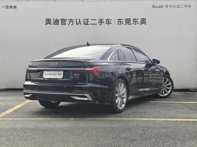 Audi A6L — Фото автомобиля 4