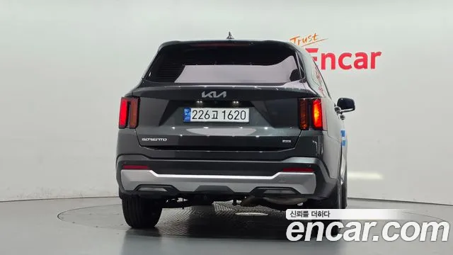 Kia Sorento — Фото автомобиля 4