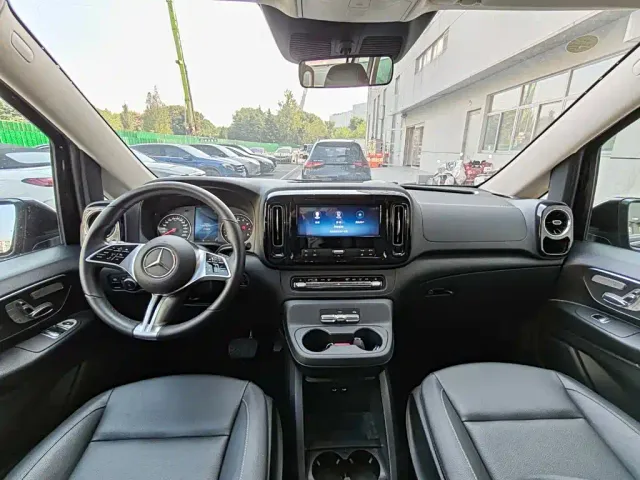 Mercedes-Benz Vito — Фото автомобиля 15