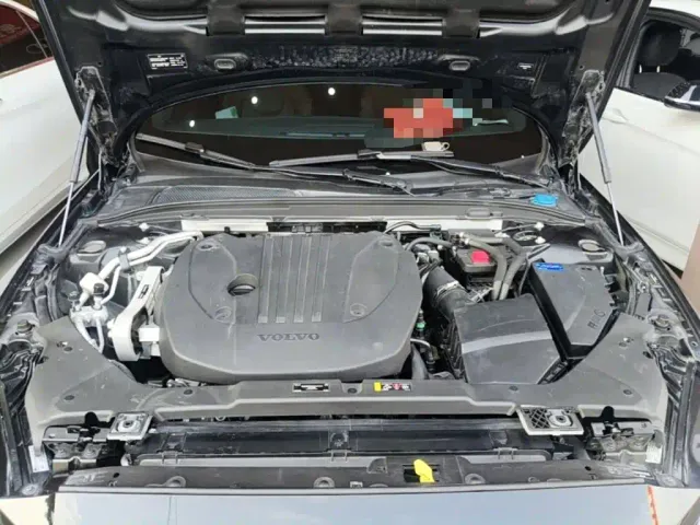 Volvo S60 — Фото автомобиля 19