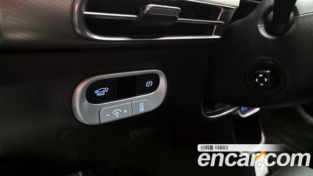 Genesis GV60 — Фото автомобиля 13