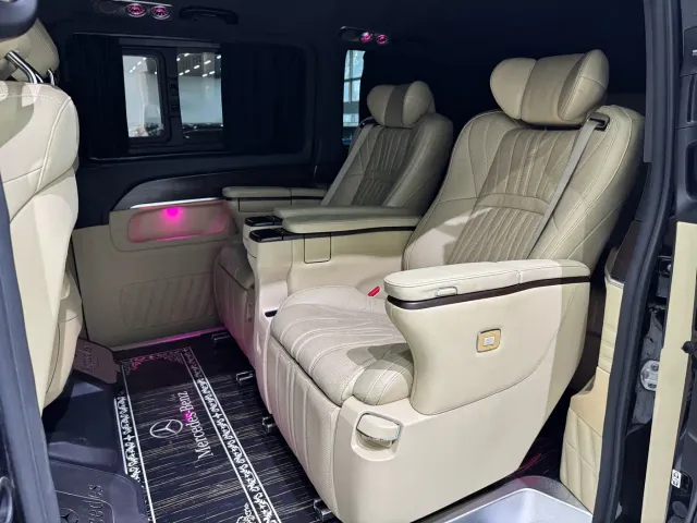 Mercedes-Benz V-Class — Фото автомобиля 21
