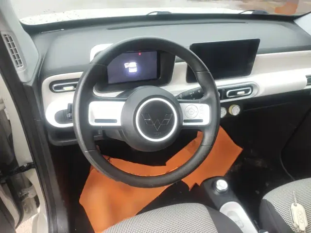 Wuling Hongguang Mini EV — Фото автомобиля 10