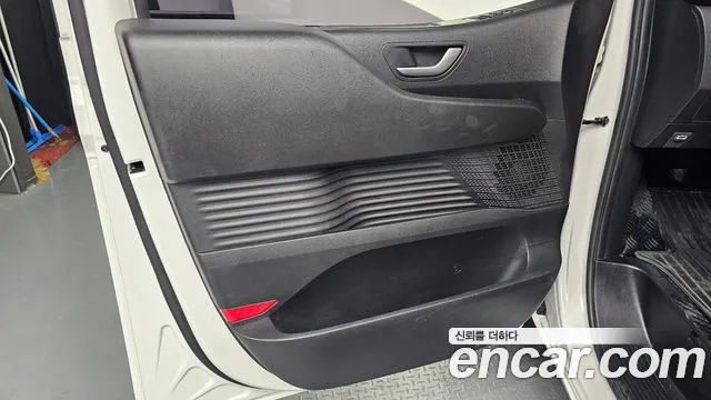 Hyundai Staria — Фото автомобиля 20