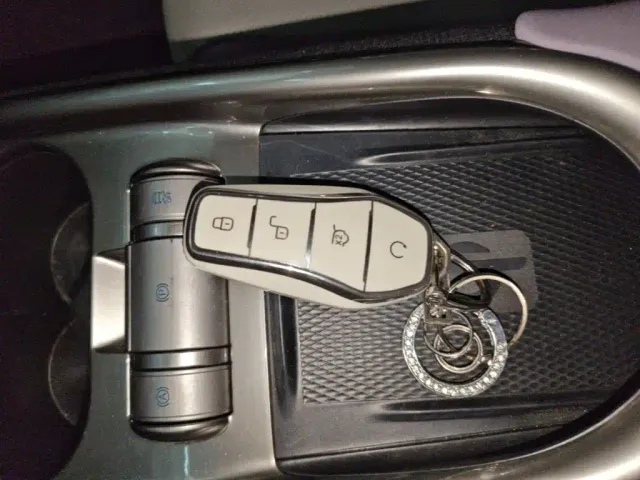 BYD Dolphin — Фото автомобиля 8