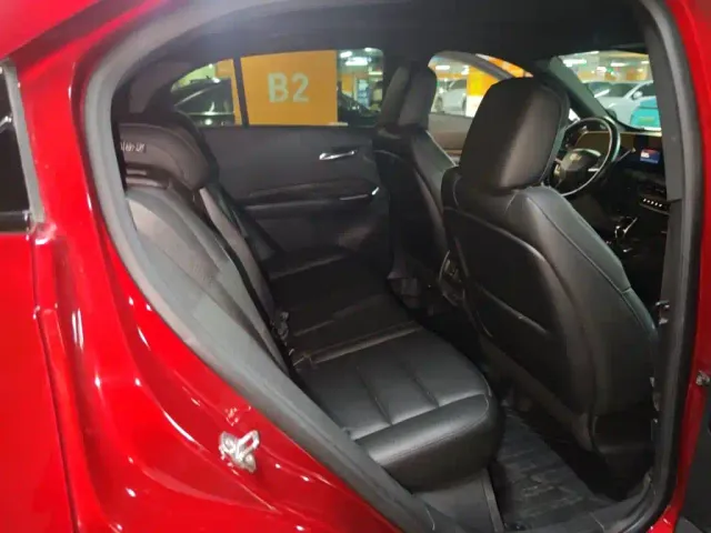 Cadillac XT4 — Фото автомобиля 14