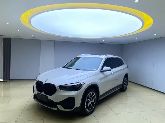BMW X1 — Фото автомобиля 3