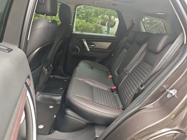 Land Rover Discovery Sport — Фото автомобиля 16