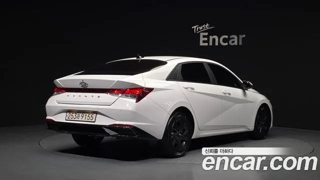 Hyundai AVANTE Avante (CN7) — Фото автомобиля 2