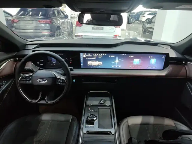 Ford Mondeo — Фото автомобиля 9