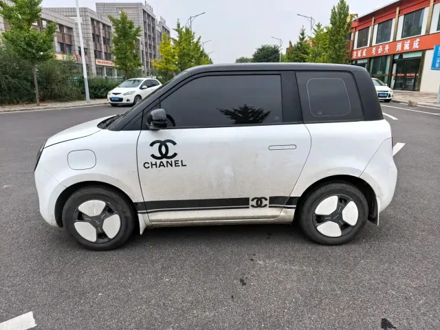 Changan Lumin — Фото автомобиля 3