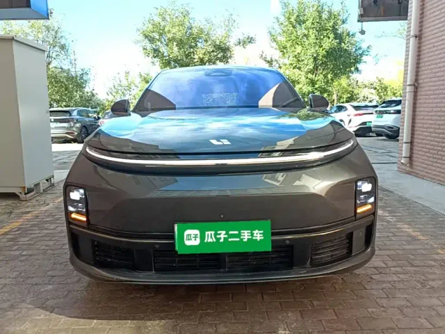 Li Auto L7 — Фото автомобиля 2