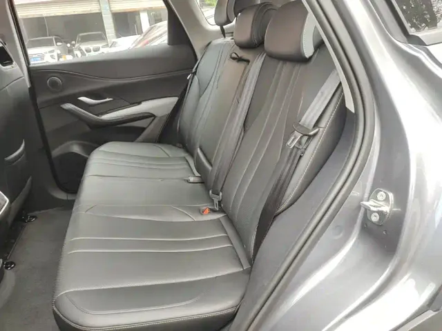 BYD Seal 05 DM-i — Фото автомобиля 16