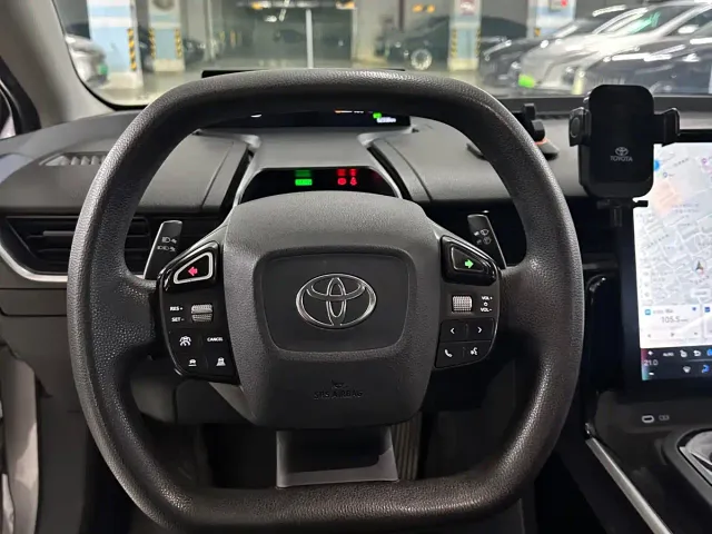 Toyota bZ3 — Фото автомобиля 11