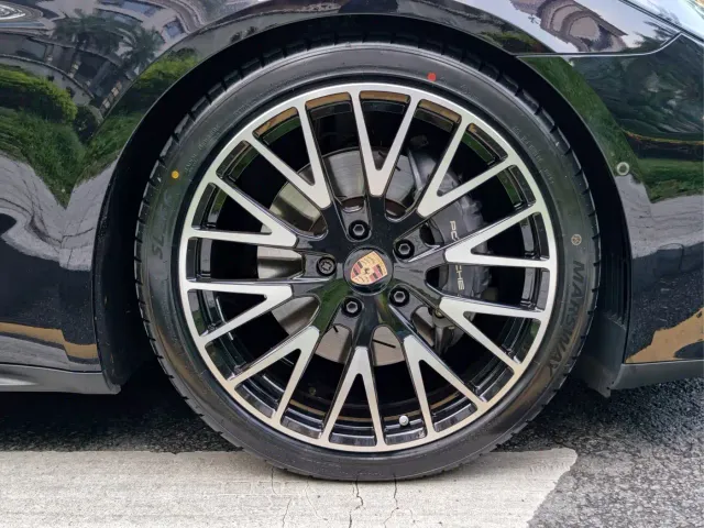 Porsche Panamera — Фото автомобиля 17