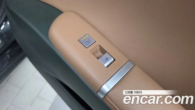 Hyundai Grandeur GN7 — Фото автомобиля 25