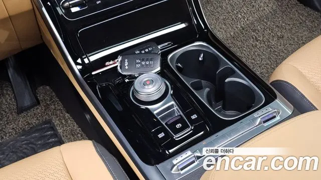 Kia Carnival 4th Gen — Фото автомобиля 9