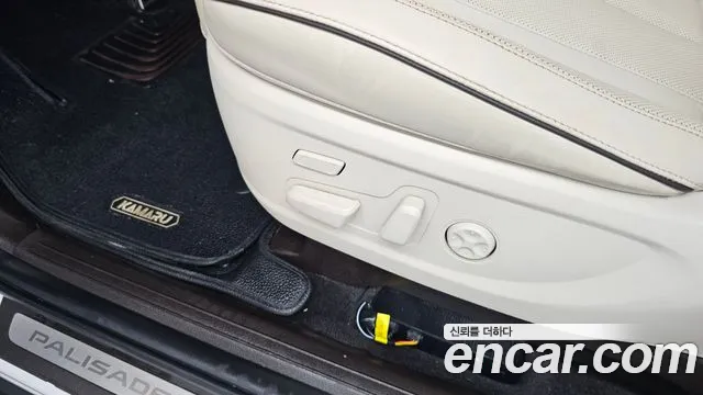 Hyundai Palisade Palisade Бензин 3.8 2WD — Фото автомобиля 26