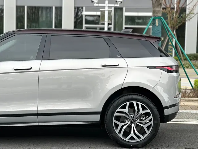 Land Rover Range Rover Evoque — Фото автомобиля 5