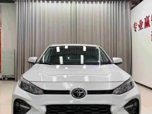 Toyota Wildlander — Фото автомобиля 2