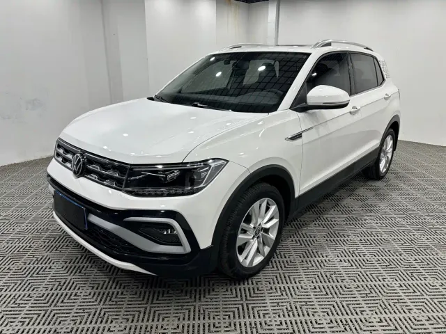 Volkswagen T-Cross — Фото автомобиля 3