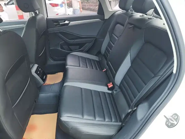 Volkswagen Sagitar — Фото автомобиля 16