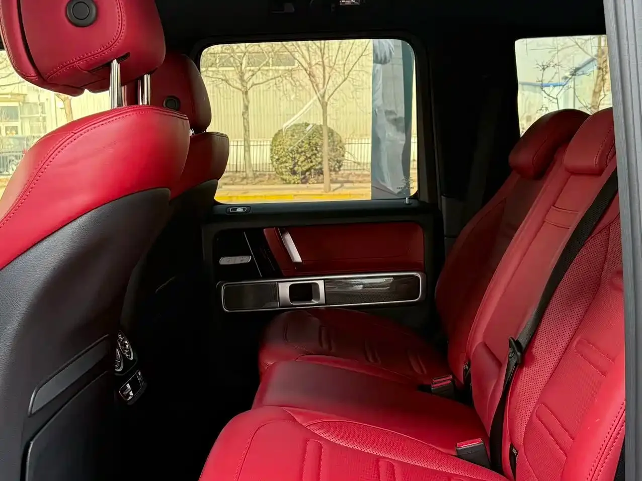 Mercedes-Benz Mercedes-Benz G-Class 2022 G 500 — Фото автомобиля 14