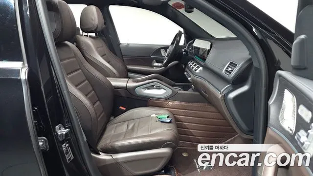 Mercedes-Benz GLS-Class — Фото автомобиля 10