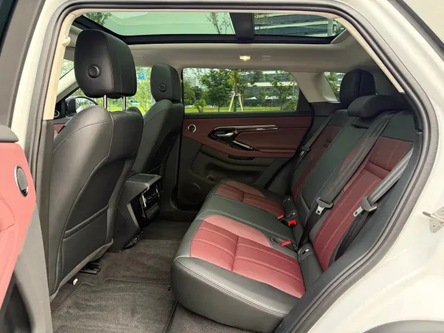 Land Rover Range Rover Evoque — Фото автомобиля 11
