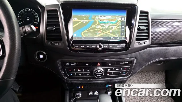 KG_Mobility_Ssangyong Rexton — Фото автомобиля 17