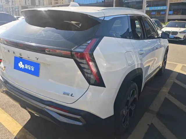 Geely Boyue L — Фото автомобиля 3