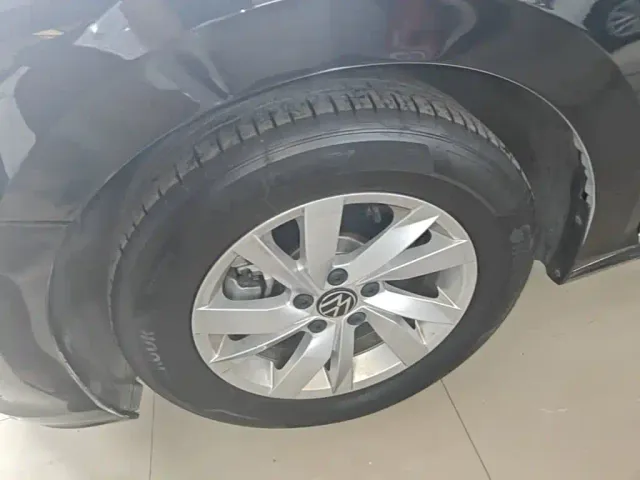 Volkswagen Passat — Фото автомобиля 22