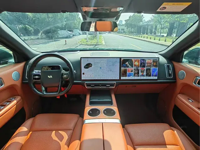 Li Auto L9 — Фото автомобиля 5