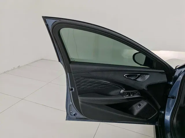 BYD Seal — Фото автомобиля 22