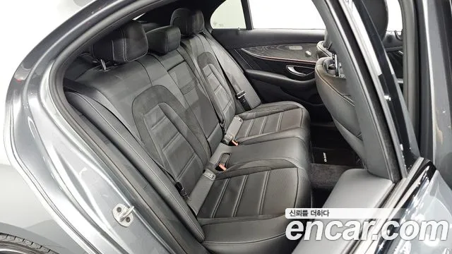 Mercedes-Benz E-Class W213 — Фото автомобиля 17