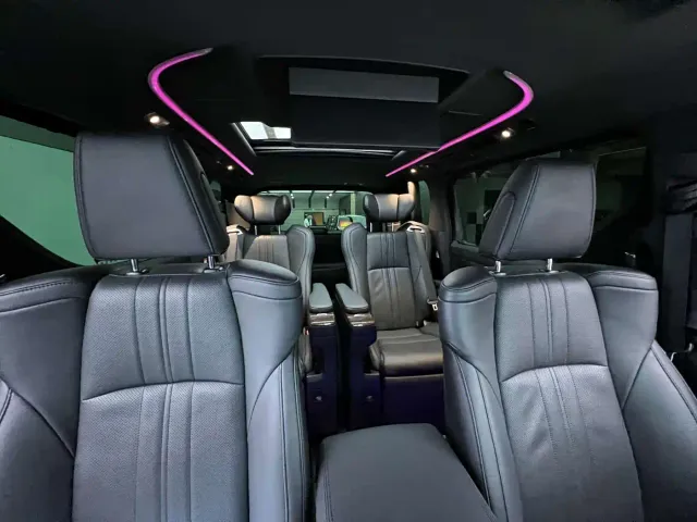 Toyota Vellfire — Фото автомобиля 7