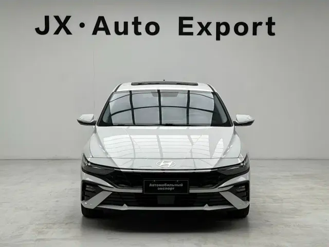 Hyundai Elantra — Фото автомобиля 2