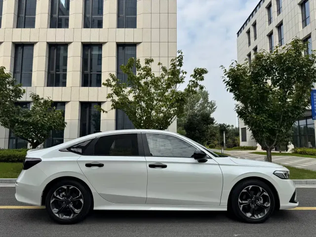 Honda Civic — Фото автомобиля 11