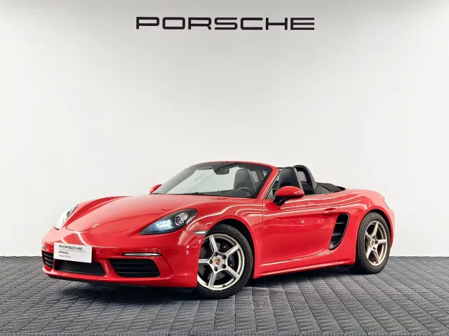 Фотография автомобиля — Porsche 718