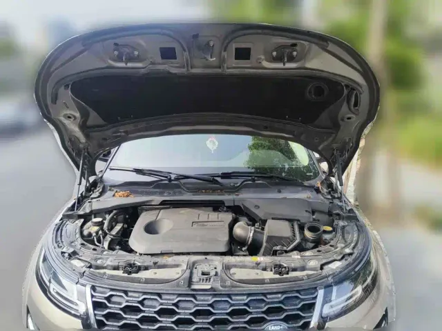 Land Rover Range Rover Evoque — Фото автомобиля 3