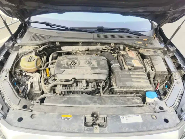 Volkswagen Passat — Фото автомобиля 3