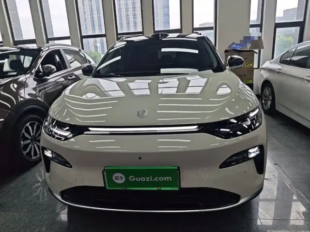 Leapmotor C11 — Фото автомобиля 2