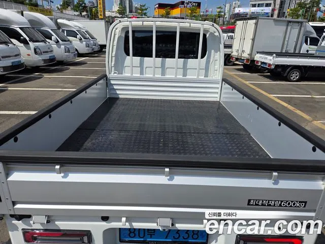 Kia PV5 — Фото автомобиля 18