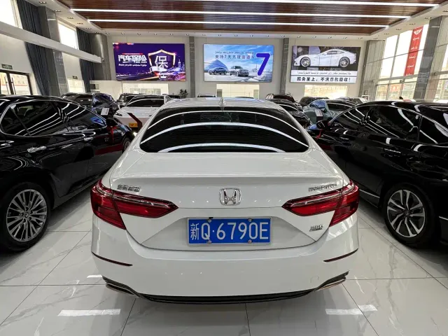 Honda Inspire — Фото автомобиля 8